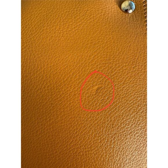 Salvatore Ferragamo Isabel Medium Leather Boston Bag in Tan - Picture 13 of 16